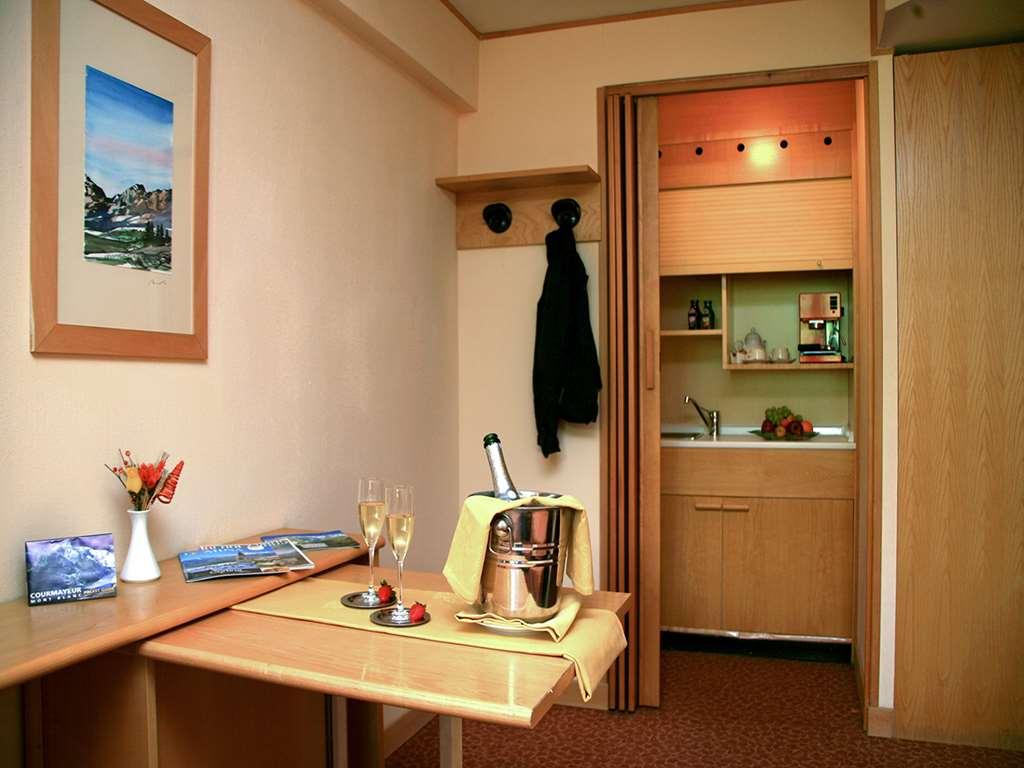 Hotel Les Jumeaux קורמאיור שירותים תמונה