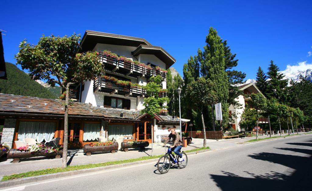 Hotel Les Jumeaux קורמאיור מראה חיצוני תמונה