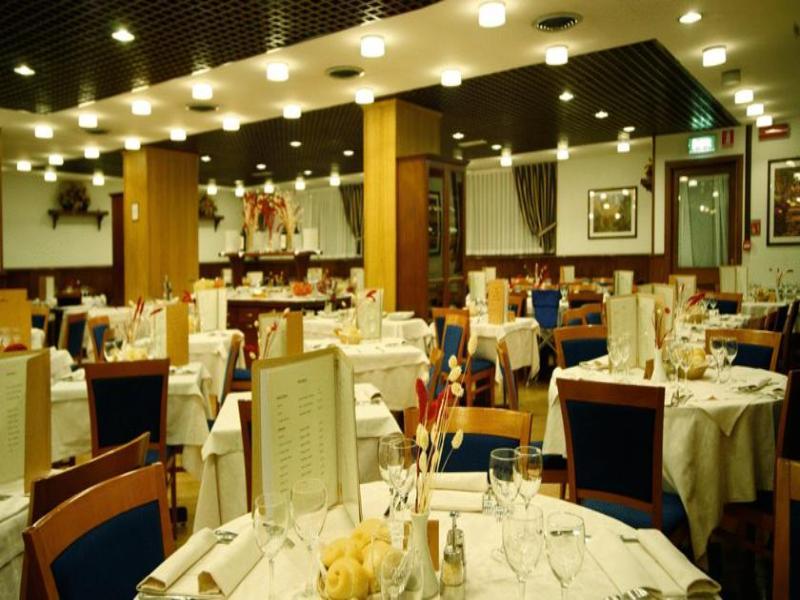 Hotel Les Jumeaux קורמאיור מראה חיצוני תמונה