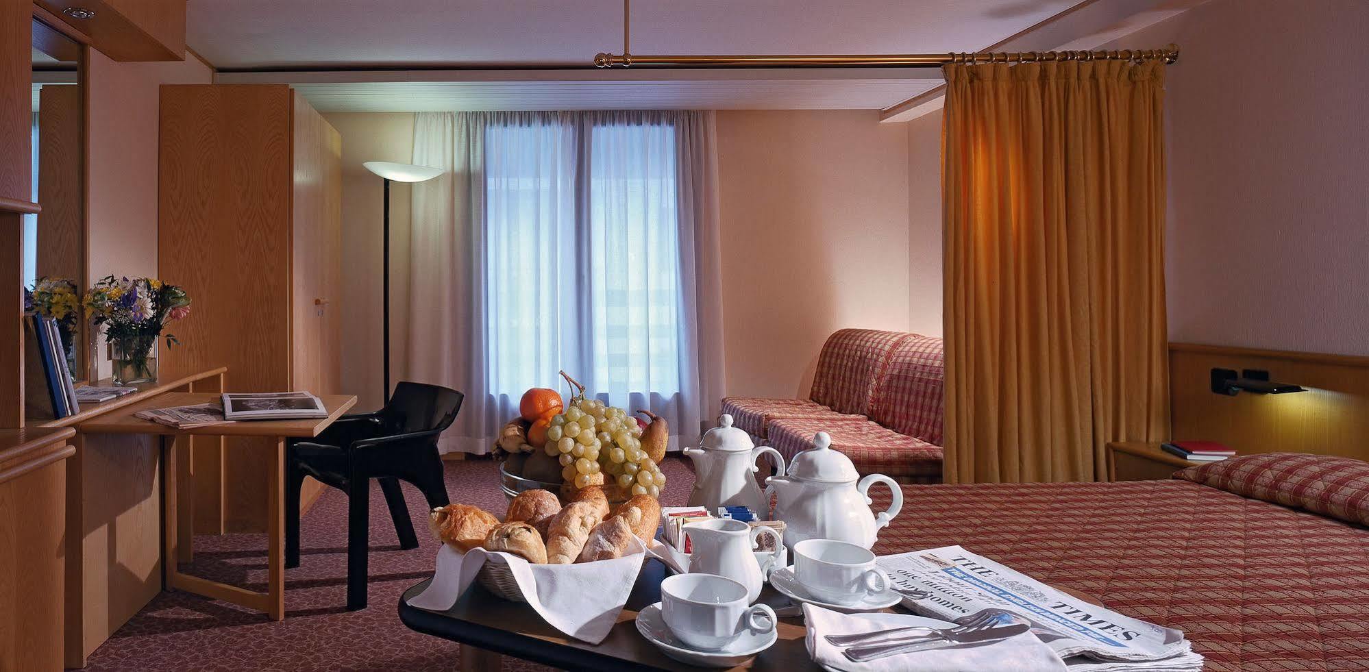 Hotel Les Jumeaux קורמאיור חדר תמונה