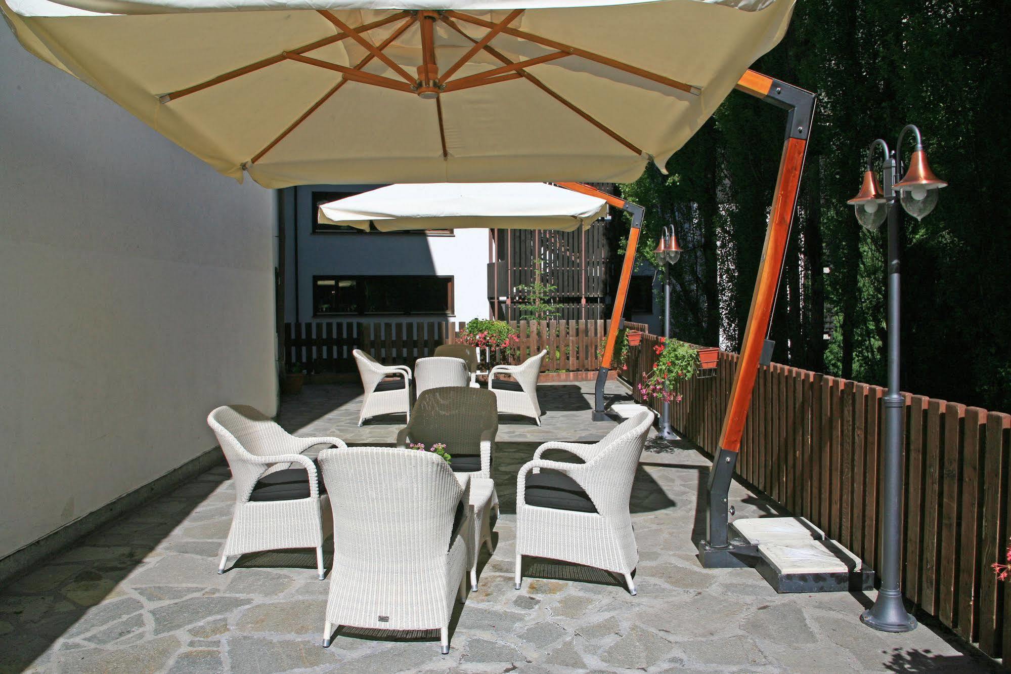 Hotel Les Jumeaux קורמאיור מראה חיצוני תמונה